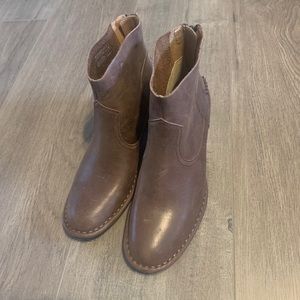 UGG Brown Leather Booties size 6 Ankle Boots